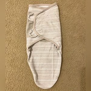 SwaddleMe original swaddle in size SM/MED.